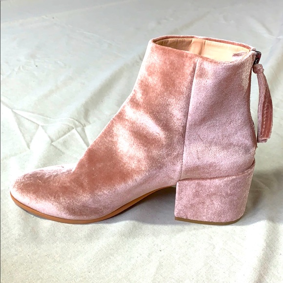 dolce vita velvet booties